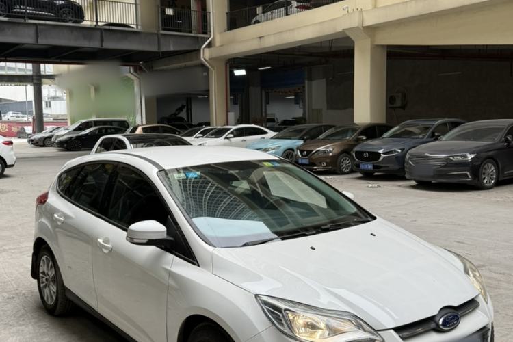 Used Ford Focus 2012 Hatchback 1.6L Manual Comfort Model