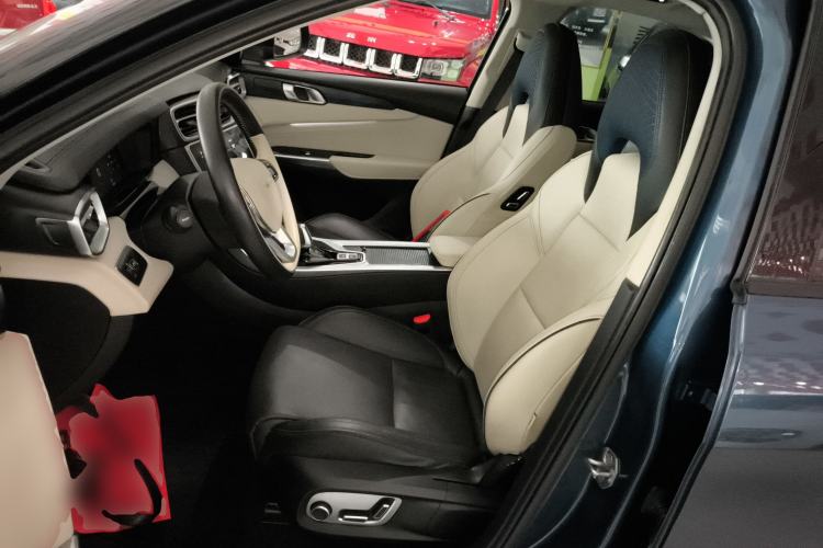 Used Lynk & Co 01 2019 2.0T Two-Wheel Drive Zhaopu Version China VI Standard
