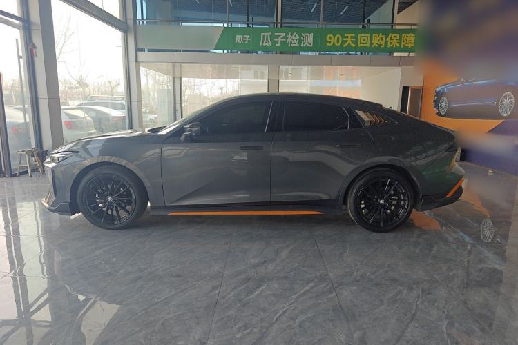 Used Changan UNI-V 2024 1.5T Prestige Sport Edition
