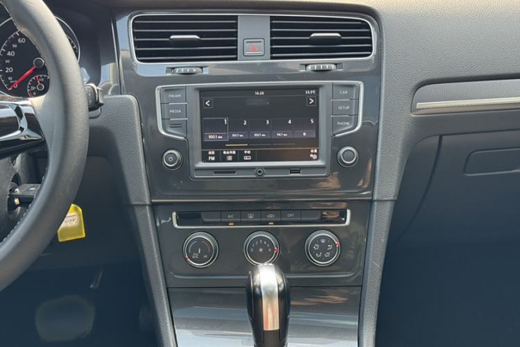 Used Volkswagen Golf 2017 230TSI Automatic Comfort Edition – Celebrating Milestone of One Million Units
