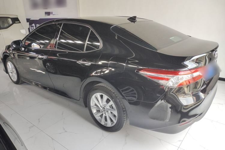 Used Toyota Camry 2021 2.0G Luxury Edition