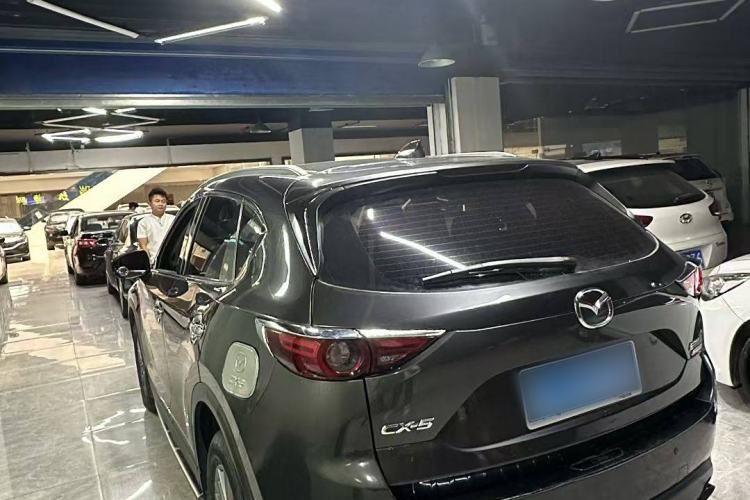 Used Mazda CX-5 2017 2.0L Automatic 2WD ZhiShang Trim China V Standard

