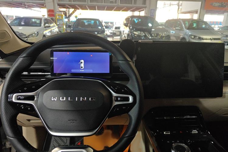 Used Wuling Xingguang 2023 150 Advanced Edition
