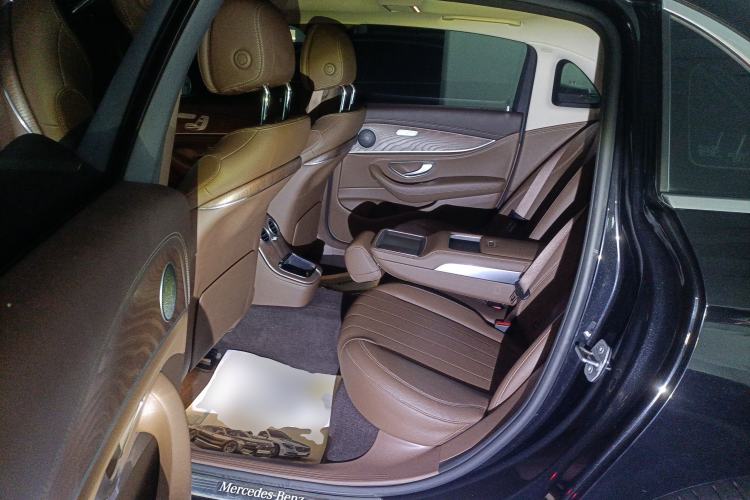 Used Mercedes-Benz E-Class 2023 Updated E 300 L Fashion Edition
