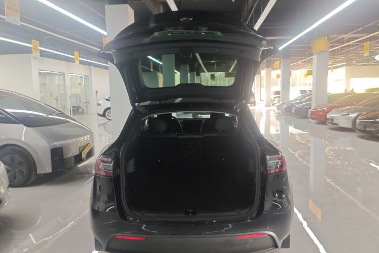 Used Tesla Model Y 2022 Rear-Wheel-Drive Version
