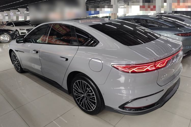 Used BYD Han 2025 DM-i Intelligent Driving Edition 125KM LiDAR Flagship Model
