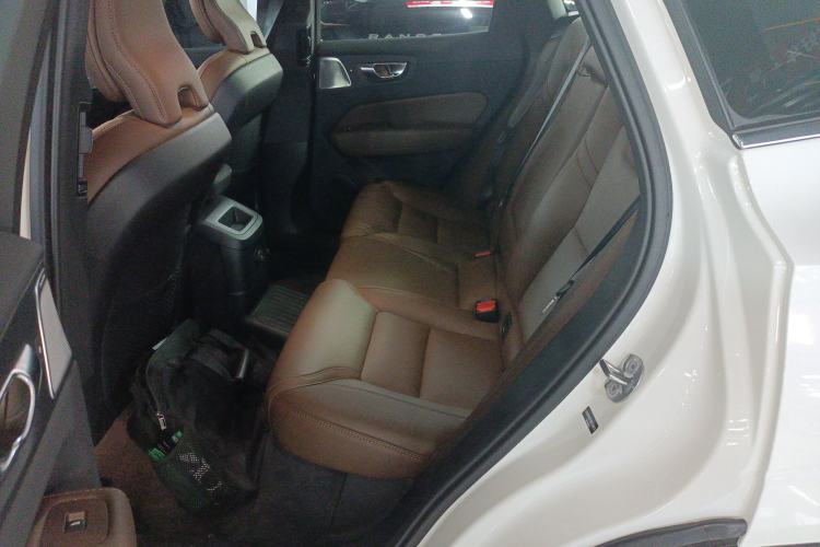 Used Volvo XC60 New Energy 2025 Plug-in Hybrid Long-Range All-Wheel Drive Smart Luxury Edition