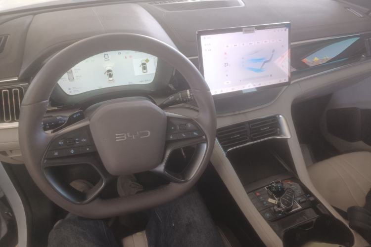 Used BYD Song PLUS New Energy 2025 DM-i 112KM Prestige Model
