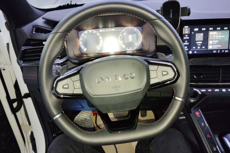 Used Lynk & Co 06 2020 1.5T JinPro model
