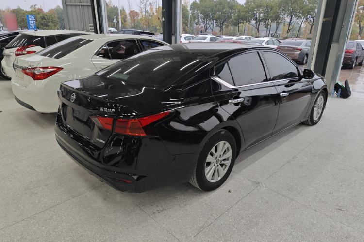 Used Nissan Teana 2021 2.0L XE Fashion Edition
