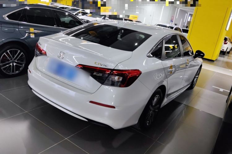 Used Honda Civic 2023 240TURBO CVT Dynamic Edition
