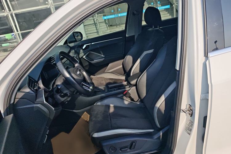 Used Audi Q3 2021 40 TFSI Fashion Dynamic Model
