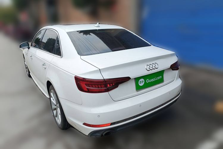 Used Audi A4L 2018 30th Anniversary Edition 40 TFSI Fashion Model
