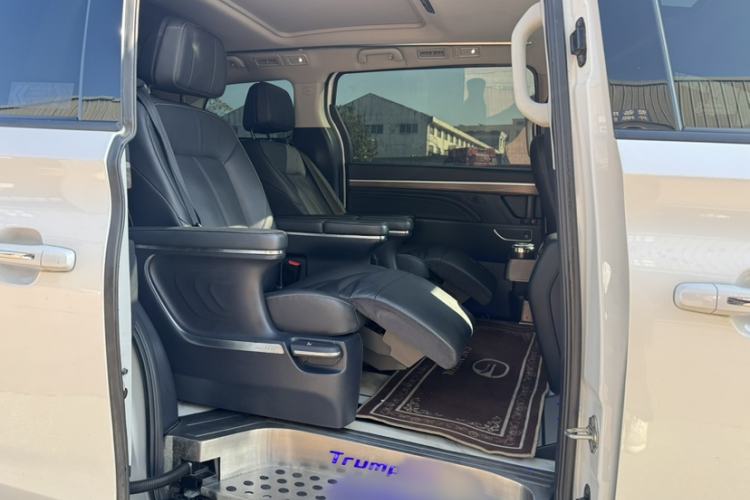 Used GAC Trumpchi M8 2023 Master Series 390T Prestige Edition
