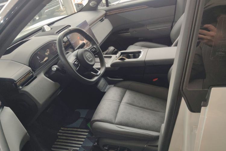 Used Zeekr 7X 2025 75 kWh Rear-Wheel Drive Intelligent Driving Version
