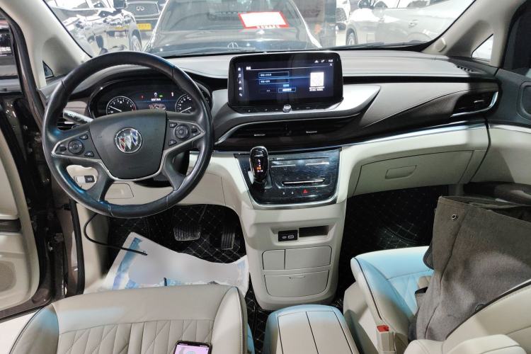 Used Buick GL8 2023 Land Executive Class 652T Luxury Model
