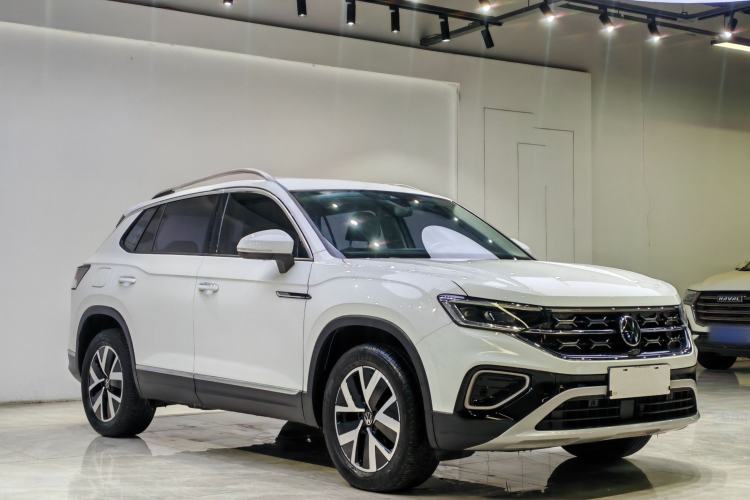 Used Volkswagen Tayron 2024 300TSI Two-Wheel-Drive Luxury Plus Advanced Version
