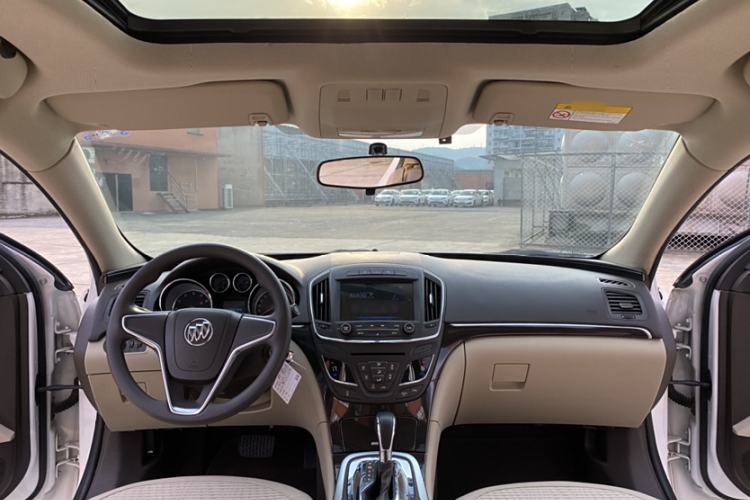 Used Buick Regal 2015 2.0L Leading Fashion Edition
