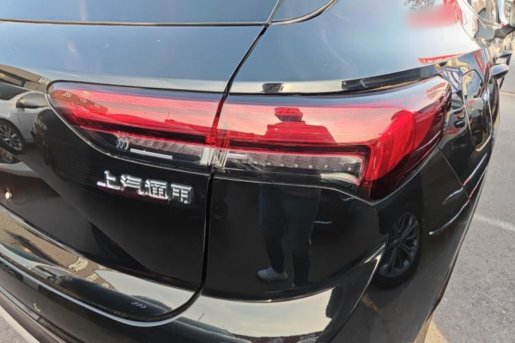 Used Buick Envision 2022 Encore S GS Two-Wheel Drive Smart Sport Model
