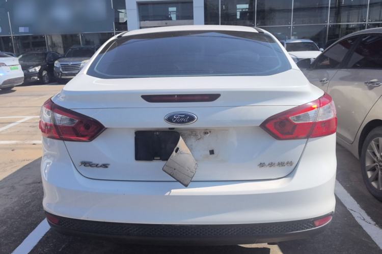 Used Ford Focus 2012 Sedan 1.6L Automatic Comfort Model
