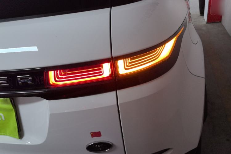 Used Land Rover Range Rover Evoque New Energy 2022 Aurora L P300e Plug-in Hybrid Electric Version
