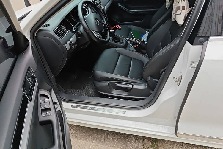 Used Volkswagen Sagitar 2018 180TSI DSG Prestige Edition
