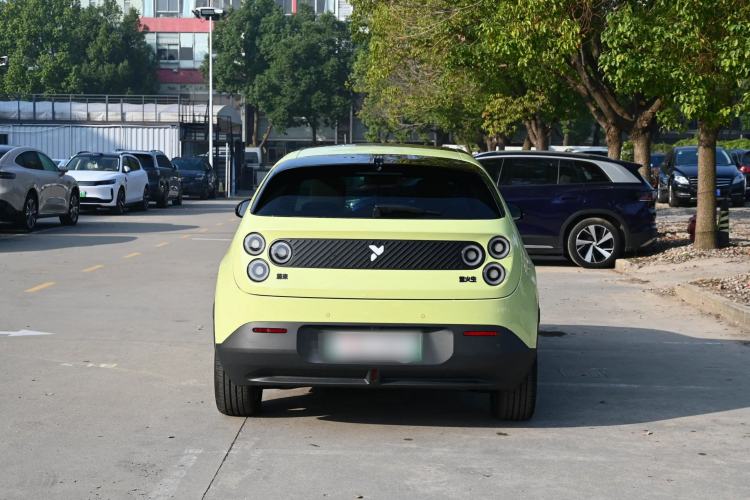 Used  firefly 2025 Illuminated Edition
