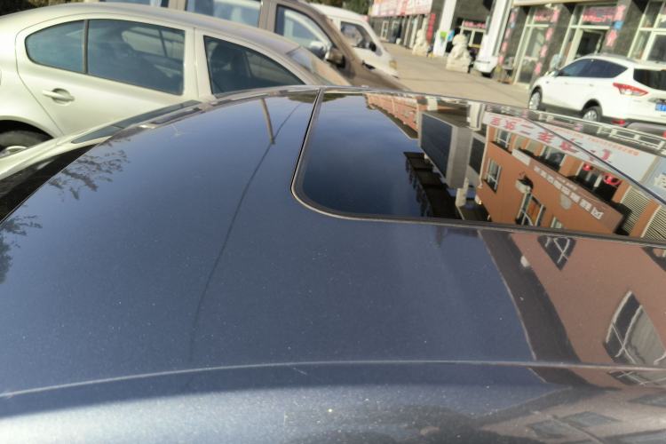 Used Roewe i5 2021 1.5L CVT Diamond Edition
