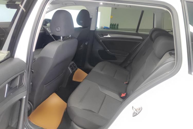 Used Volkswagen Golf 2019 1.8TSI Travel Edition
