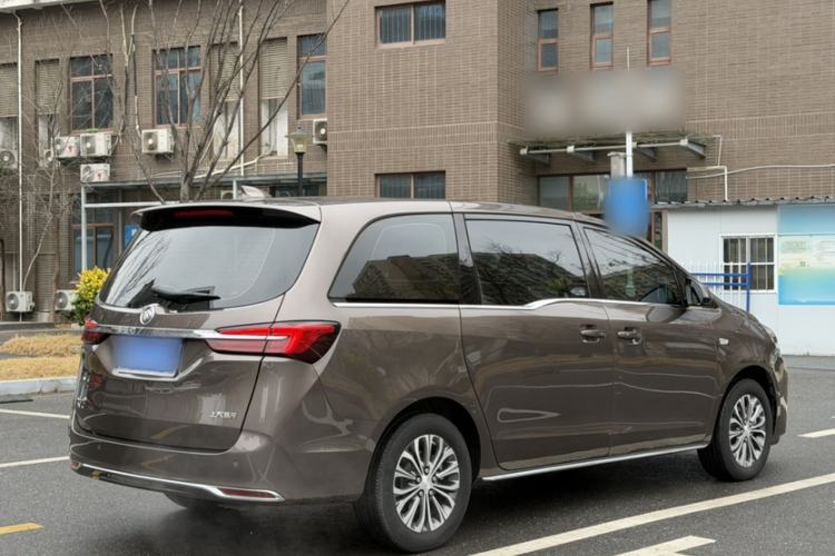 Used Buick GL8 2023 Land Executive Class Smart Enjoyment Model