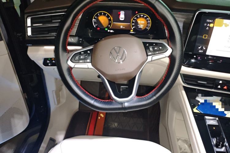 Used Volkswagen Viloran 2024 380TSI Luxury Edition