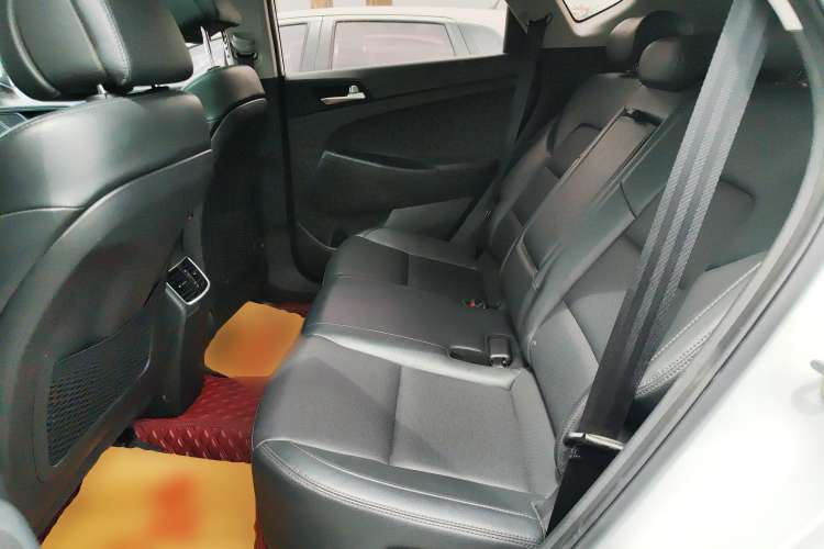 Used Hyundai Tucson 2015 1.6T Dual-Clutch Two-Wheel-Drive Smart Model
