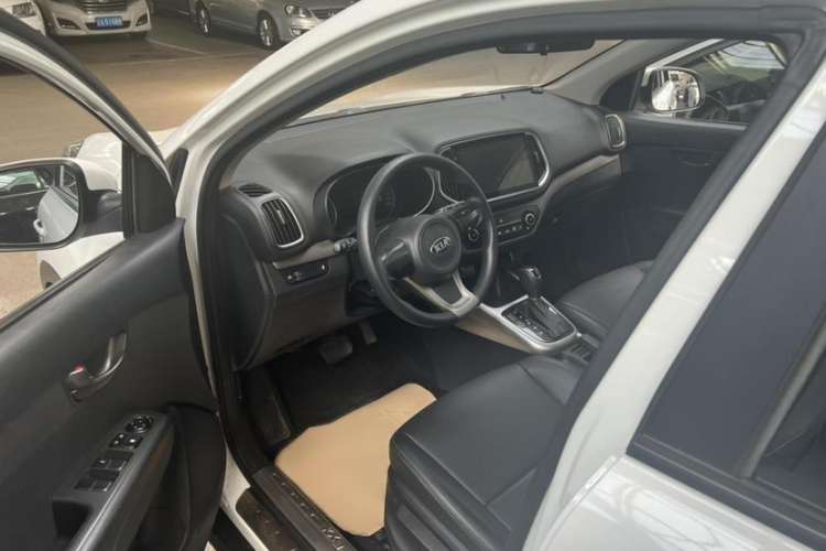 Used Kia KX3 2017 1.6L Automatic Aoya Version
