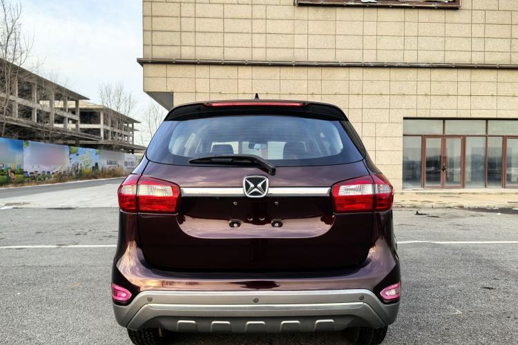 Used JMC Yusheng S350 2016 2.0T Automatic Two-Wheel Drive Gasoline Luxury Edition 5 Seats
