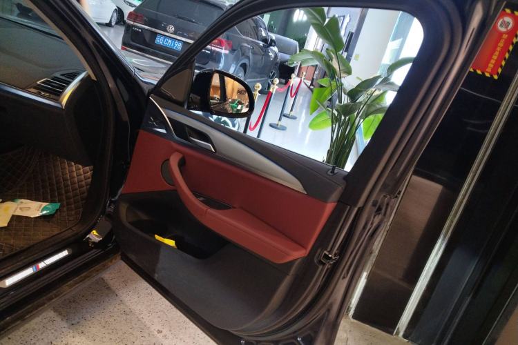 Used BMW iX3 2022 Leading Type
