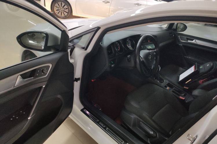 Used Volkswagen Golf 2020 280TSI DSG Comfort Version
