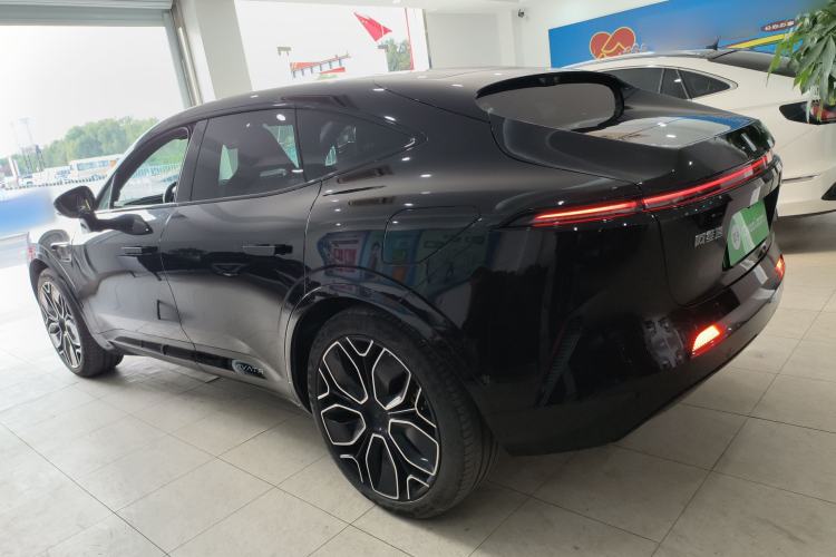 Used  11 2023 Harmony 116° Four-Wheel Drive Version
