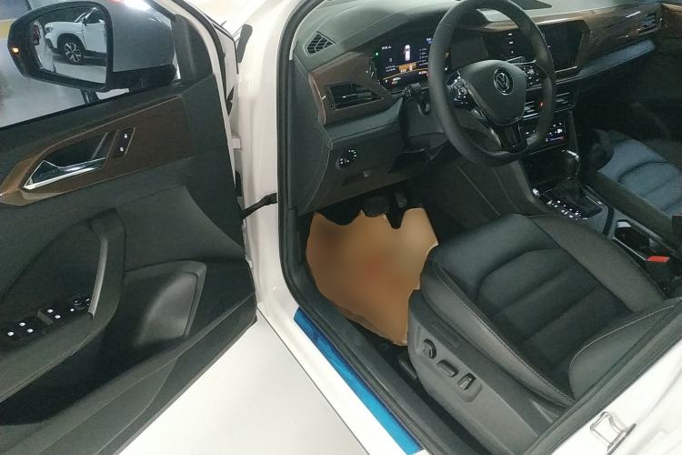 Used Volkswagen Tharu 2022 280TSI Two-Wheel-Drive Luxury Edition