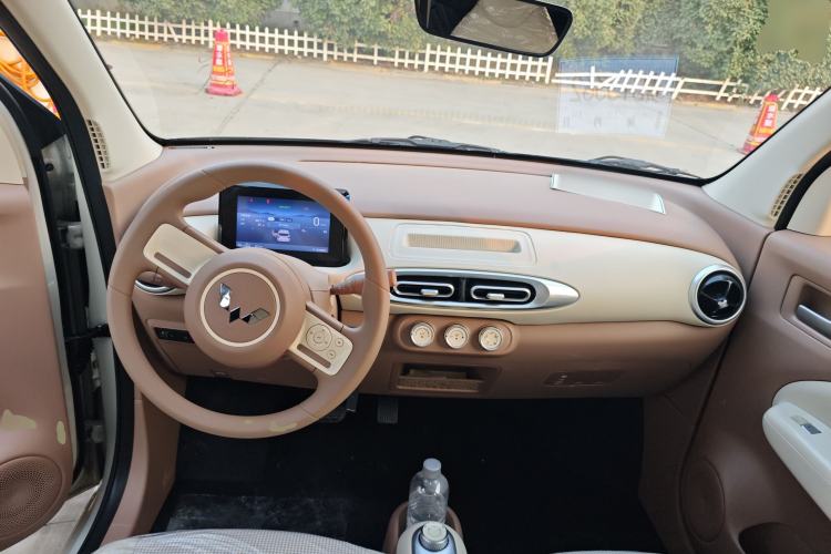 Used Wuling Hongguang MINIEV 2025 Four-Door Version Advanced Edition
