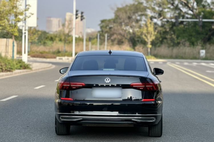 Used Volkswagen Passat 2019 330TSI Elite Edition China VI
