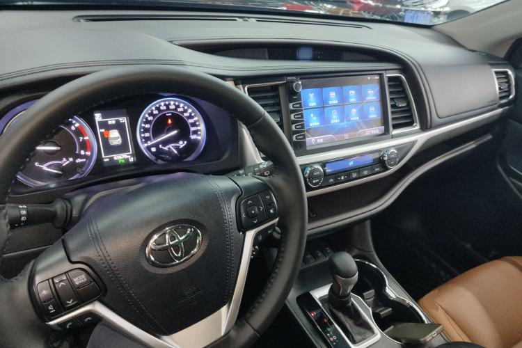 Used Toyota Highlander 2018 2.0T Four-Wheel Drive Knight Edition 7 Seats China VI Standard