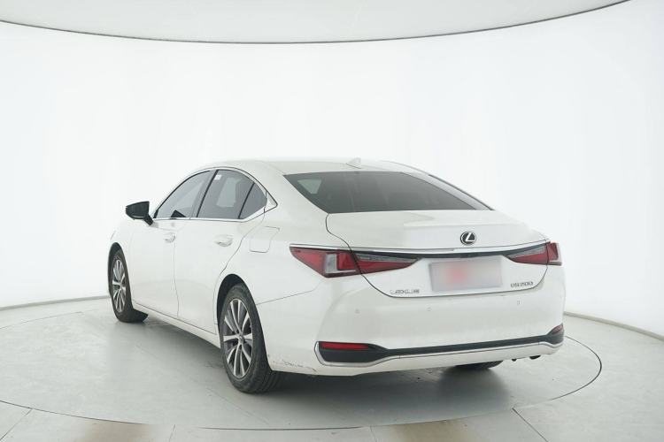 Used Lexus ES 2020 200 Excellence Edition
