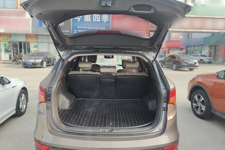 Used Hyundai Santa Fe 2013 2.4L Automatic Two-Wheel Drive Smart Version
