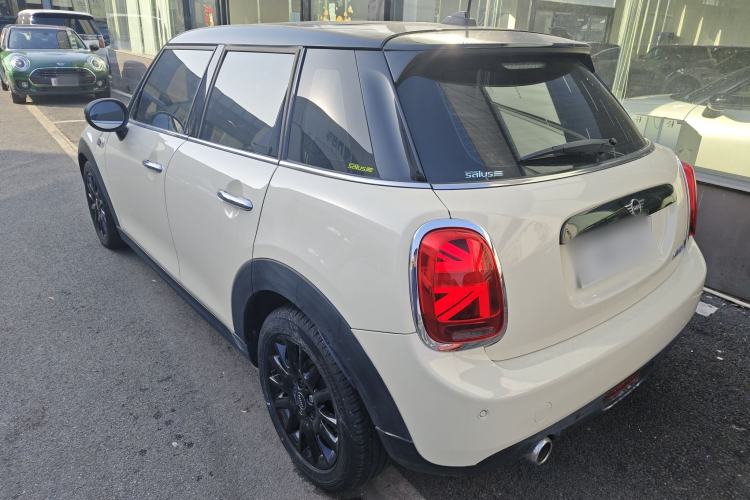 Used  MINI 2018 1.5T COOPER Classic Edition Five-Door Version
