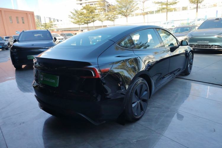 Used Tesla Model 3 2023 Long-Range All-Wheel-Drive Version