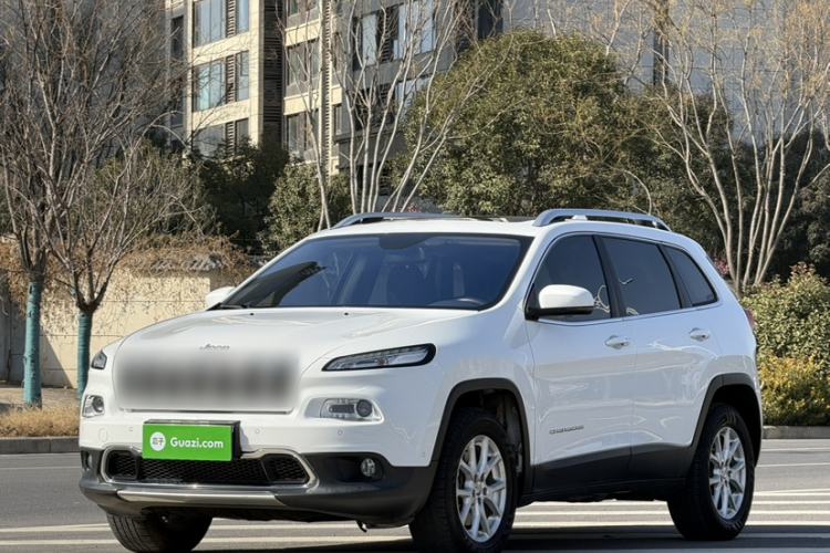 Used Jeep Cherokee 2016 2.4L Professional Smart Version