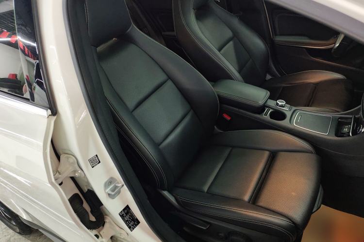 Used Mercedes-Benz GLA 2017 GLA 200 Fashion Model
