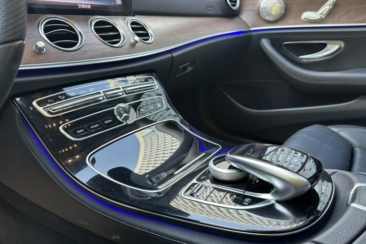 Used Mercedes-Benz E-Class 2016 E 200 L
