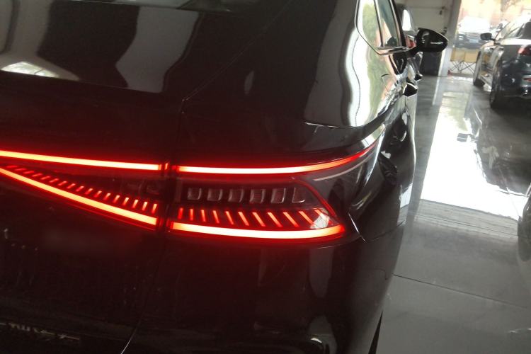 Used Chery Arrizo 8 2023 High-Energy Edition 2.0T DCT Luxury
