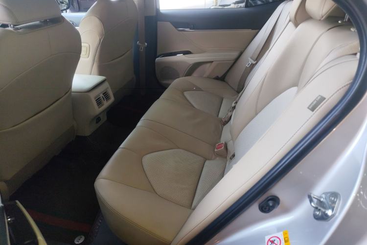 Used Toyota Camry 2018 2.5G Luxury Edition
